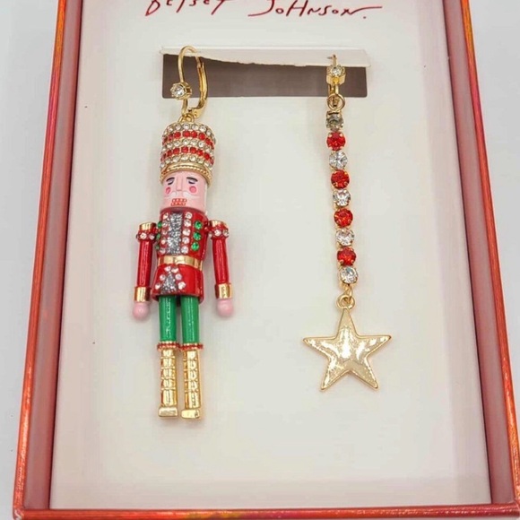 New Betsey Johnson Nutcracker Crystal Mismatch Earrings - Picture 9 of 16